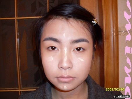 有圖.不一定是真相..果然是化妝前.化妝後.