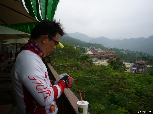 [分享]搖擺之獨角仙農場石弄林場中崙溫泉鐵馬行－凡骨篇