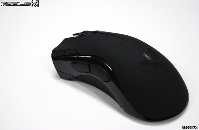 旗艦級兩棲電競滑鼠 - Razer Mamba (新增圖)