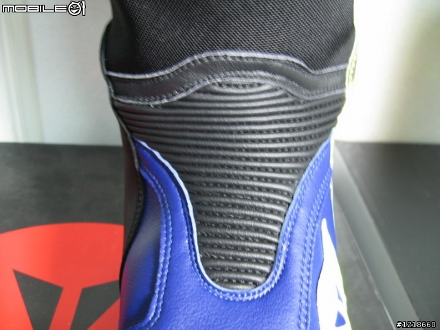 [開箱文] replica valentino rossi dainese boots 08
