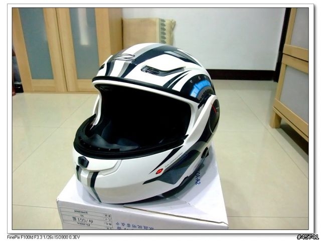 [開箱]ZEUS ZS-3000A彩繪版(圖多)
