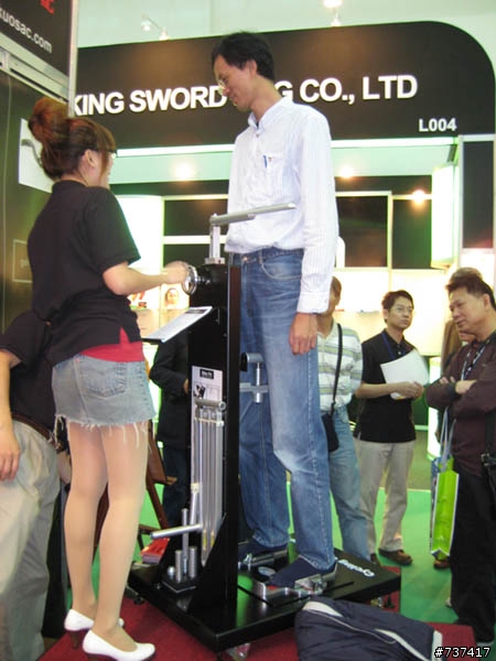 逛了一下下的車展記錄
