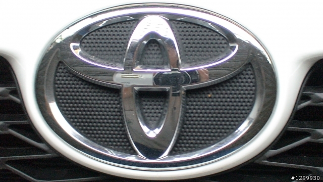 [分享] Corolla Altis 2.0Z