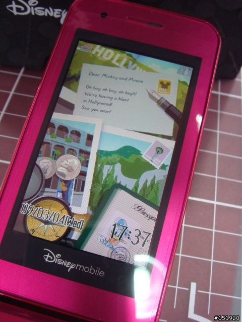 大小姐Hot Pink第2彈~Disney Mobile DM003SH by SHARP 開箱嚕!!!