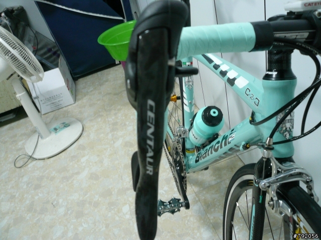 [分享]剛入手的公路車..BIANCHI C2C