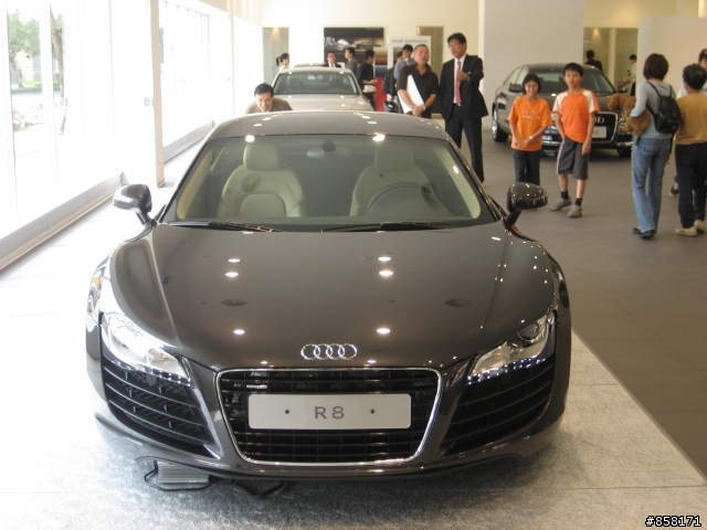 audi R8兩台車的第一次視覺接觸(圖多)