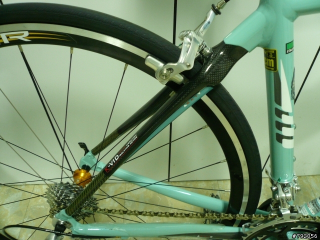 [分享]剛入手的公路車..BIANCHI C2C