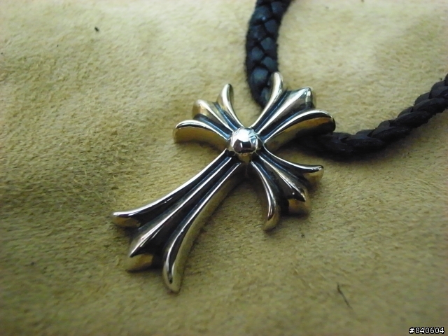 銀界帝王CHROME HEARTS,十字架&軸狀項鍊+渦狀刻紋旋轉戒