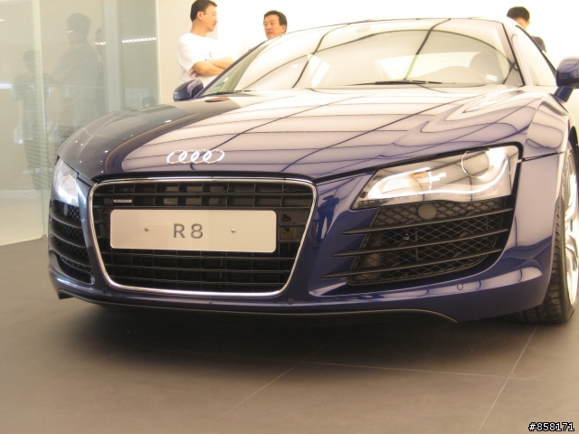 audi R8兩台車的第一次視覺接觸(圖多)