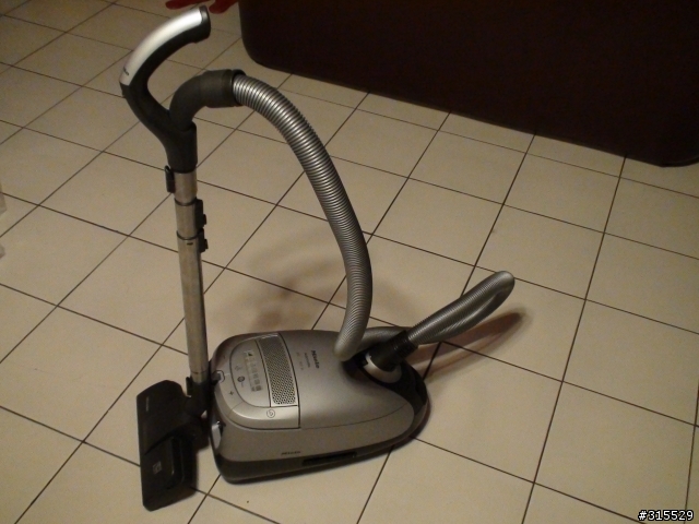 Miele 德製吸塵器簡略開箱分享