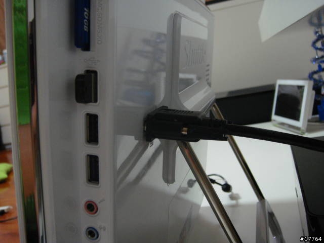 [新品測試]ALL IN ONE Atom雙核 Shuttle X50