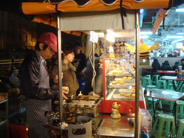 鳳山青年夜市-爆漿花心燒
