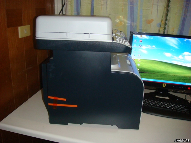 HP Color LaserJet CM2320 fxi MFP之不專業開箱照