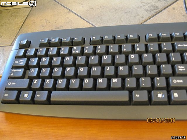 [開箱] Cherry J82-16001 Business K-1 "薄膜"鍵盤