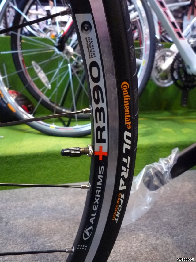 Fuji Roubaix RBX開箱開箱啦～