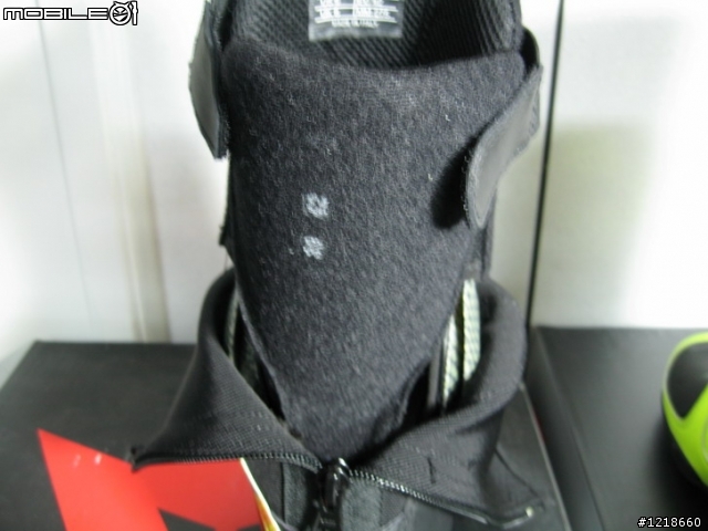 [開箱文] replica valentino rossi dainese boots 08