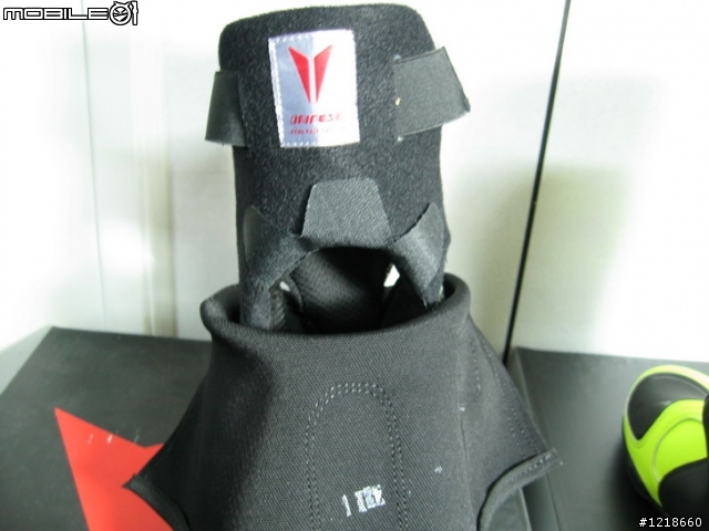 [開箱文] replica valentino rossi dainese boots 08