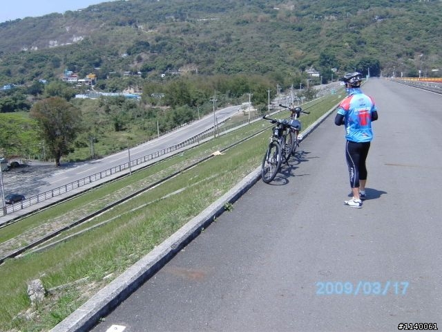[遊記]3/17(二)高雄→橋頭糖廠→小岡山→阿公店水庫...涼麵填肚騎