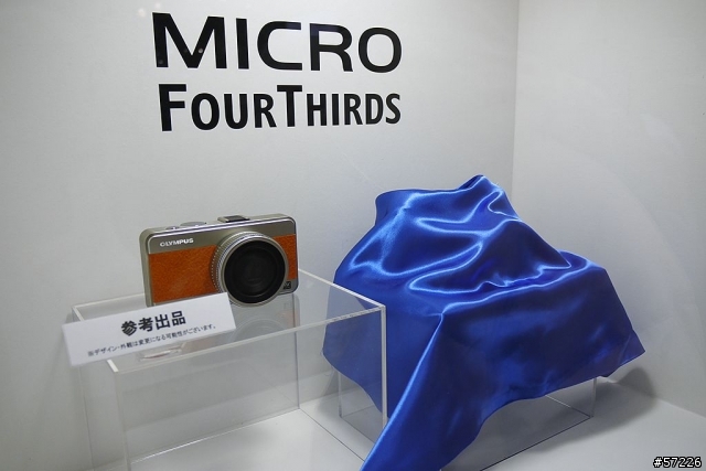 PIE2009上謎樣的M4/3相關製品!? (03/28新增兩張謎照XD)