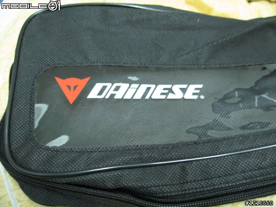 [開箱文] dainese replica valentino rossi  gloves