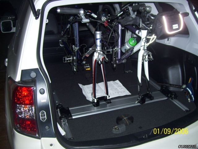 2009FORESTER原廠腳踏車架