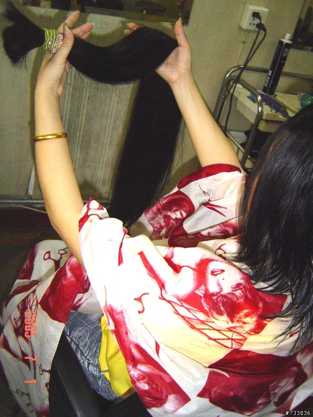 剪去女子長髮，有同樣喜好的請進!!