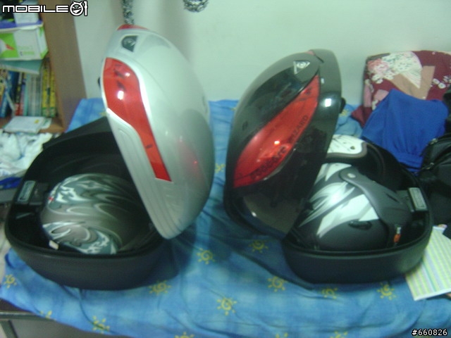 新增機車導航-[漢堡開箱]- COOCASE S-48L + GIVE E450 後行李箱