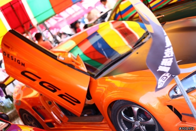 新加入影片，5DII用連拍追焦 2009鳳山市慶祝青年節城市漂移賽車
