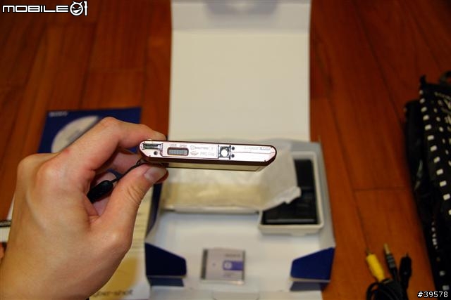 (T90 K百D人像大亂鬥)開個箱吧Sony T90 更新風景人像試拍照,變焦錄影檔