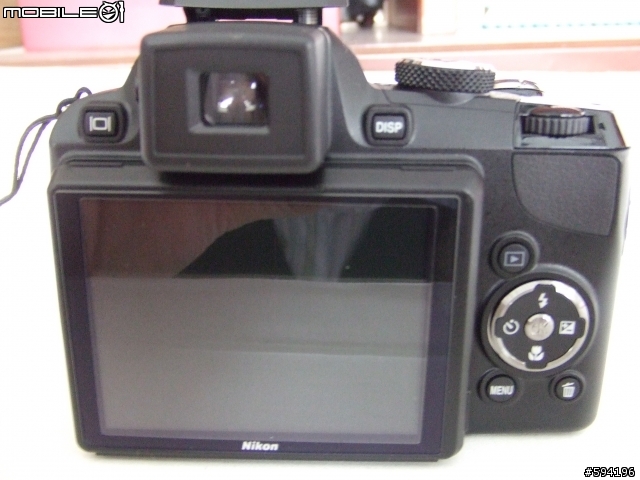 nikon p90 很不專業拉~~因為還在充電~~~一點圖一點字補一下