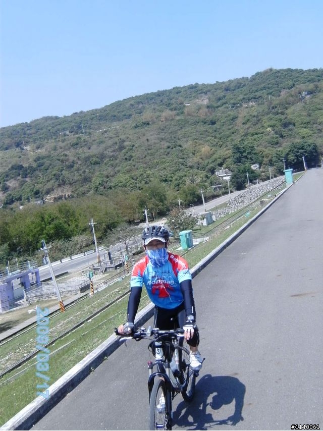 [遊記]3/17(二)高雄→橋頭糖廠→小岡山→阿公店水庫...涼麵填肚騎
