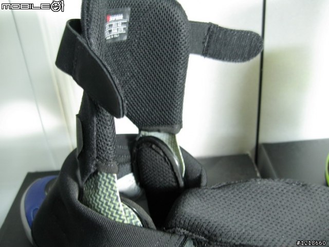 [開箱文] replica valentino rossi dainese boots 08