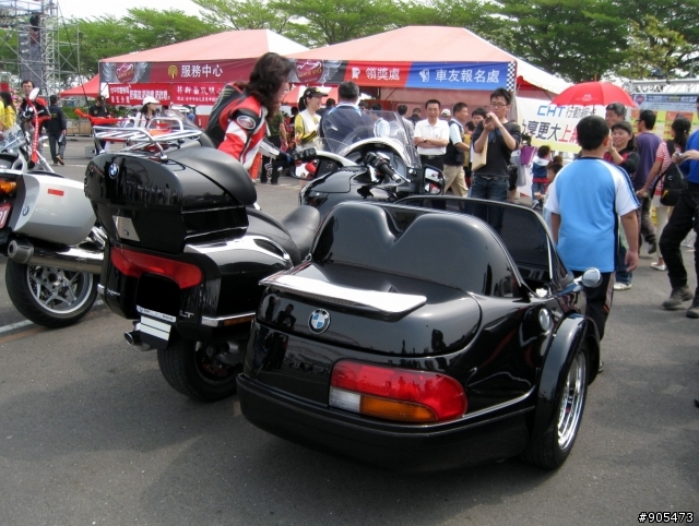 今天在台中的重機&自行車大會師