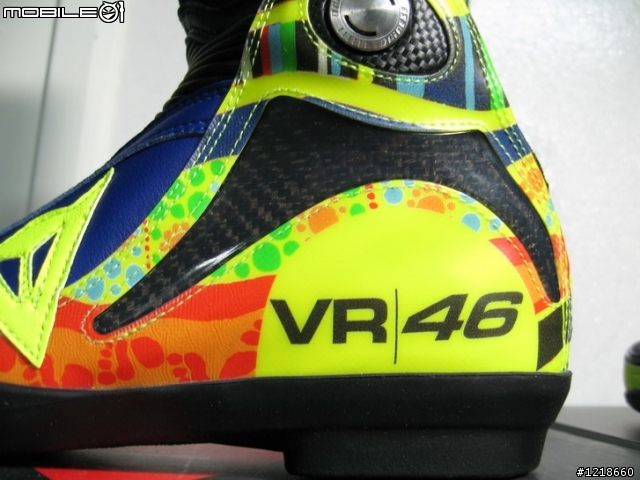 [開箱文] replica valentino rossi dainese boots 08