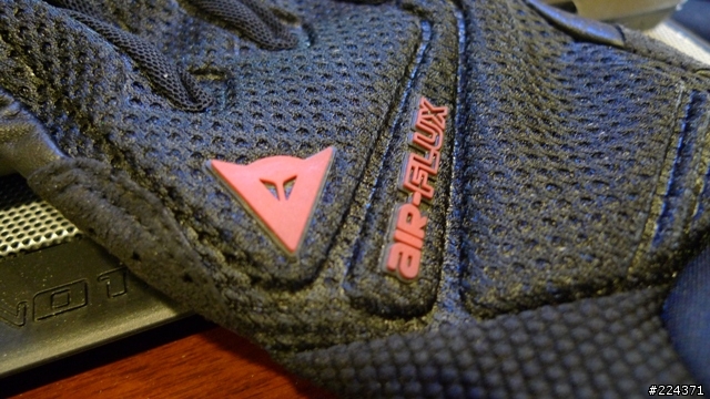 [純分享] Dainese air-FLUX 夏季透氣短手套
