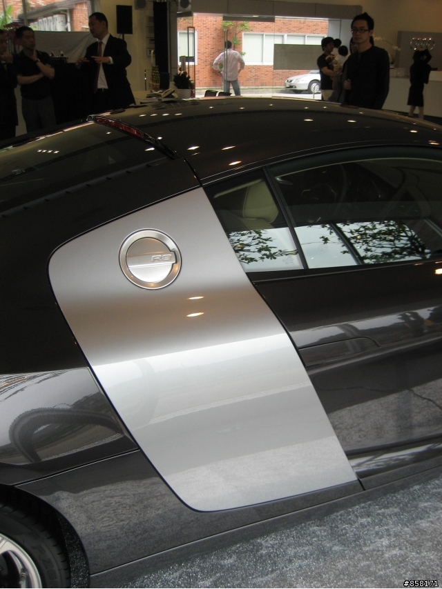 audi R8兩台車的第一次視覺接觸(圖多)