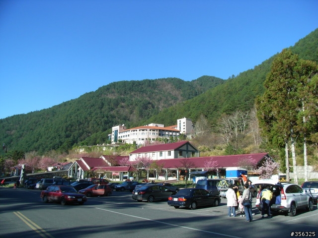 [遊記] 海拔1800M自行車道超感動誌 中橫宜蘭支線~武陵農場單車2日遊(2011.02.21 update)