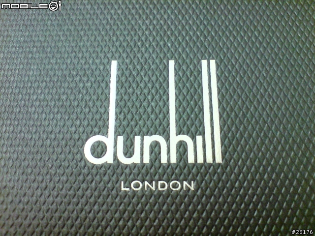 [分享]女友送我的生日禮物(dunhill 短夾 d-eight 經典)