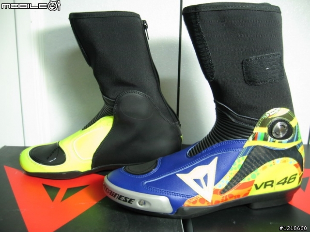 [開箱文] replica valentino rossi dainese boots 08