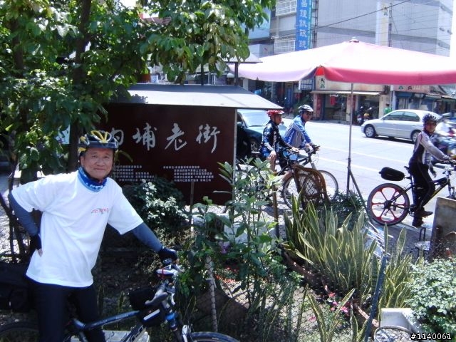[遊記]3/28(六)鳳山→屏東內埔老街雙酒廠..郊遊行