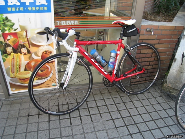 [分享] Fuji Roubaix 20速公路車改單速車