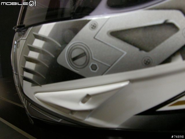 [被勸敗後的開箱]APEX TA-2720 機械彩繪圖騰(白金質感配色)