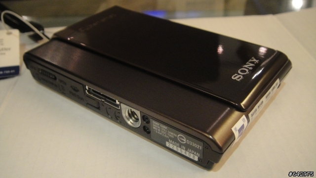 [開箱圖]  SONY T900 (棕)