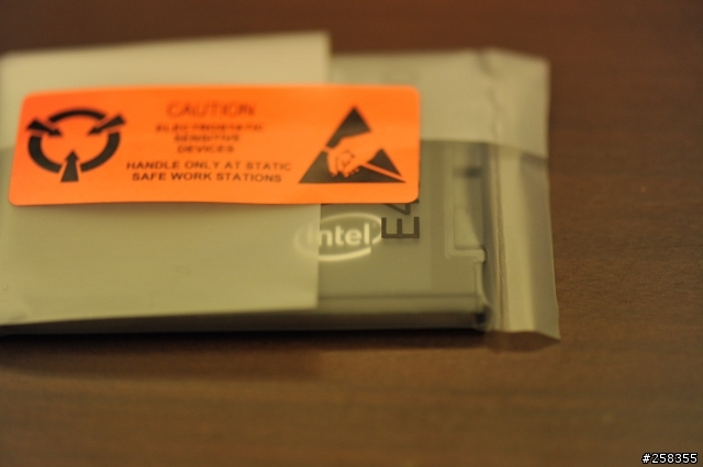 [分享] Intel X18-M 80GB SSD 開箱