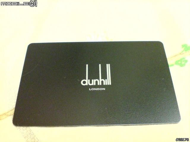 [分享]女友送我的生日禮物(dunhill 短夾 d-eight 經典)