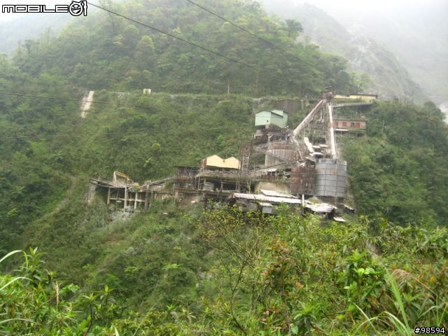 武荖坑林道適合闔家出遊，簡單OFF ROAD又可以玩水，還可以釣魚的地方。