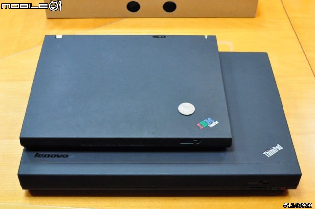 陸地上最強悍的戰車級筆電-Lenovo W700ds