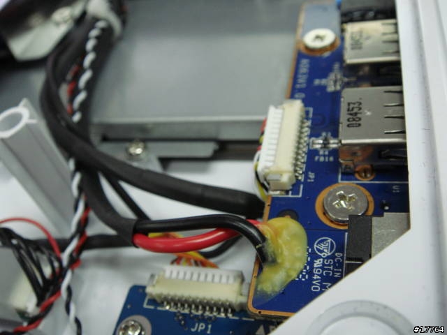 [新品測試]ALL IN ONE Atom雙核 Shuttle X50