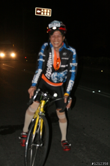 來囉！2009 NeverStop 300k實紀 有多少的人生第一次可以在你心中填入滿滿的回憶與感動！