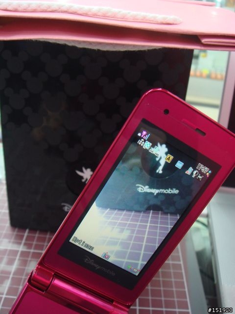 大小姐Hot Pink第2彈~Disney Mobile DM003SH by SHARP 開箱嚕!!!